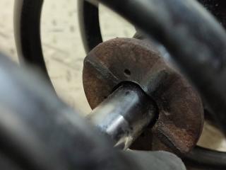 Стойка левая передняя TOYOTA DUET M110A EJ-VE 48520-97425 4 ракурс