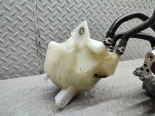 Главный тормозной цилиндр TOYOTA PRIUS ZVW30 47210-47290 2 ракурс
