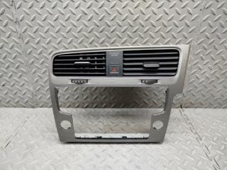 Консоль магнитофона VOLKSWAGEN GOLF 5G5 CJZ 5G2815736 1 ракурс