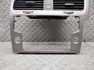 Консоль магнитофона VOLKSWAGEN GOLF 5G5 CJZ 5G2815736 3 ракурс