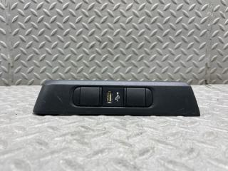 Вход usb TOYOTA YARIS MXPA10 M15A-FKS 55407-K0010 1 ракурс