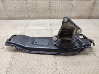 Подушка кпп TOYOTA CROWN MAJESTA UZS207 3UZ-FE 3 ракурс