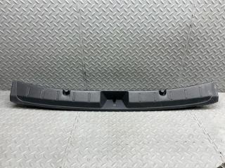 Накладка замка багажника SUBARU IMPREZA GT3 FB16ASZHJA 94046FL010 1 ракурс