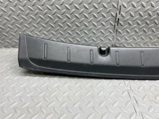 Накладка замка багажника SUBARU IMPREZA GT3 FB16ASZHJA 94046FL010 2 ракурс
