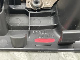 Блок упр. стеклоподьемниками правый задний NISSAN NOTE HE12 HR12DE 829605WH1A 3 ракурс