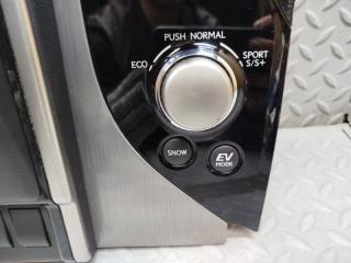 Консоль кпп LEXUS GS450H GWL10 2GR-FXE 84780-30240 5 ракурс Консоль кпп LEXUS GS450H GWL10 2GR-FXE 84780-30240 5 ракурс