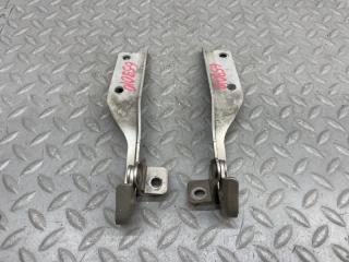 Петля капота SUZUKI EVERY DA62W K6A 2 ракурс