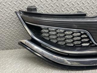 Решетка радиатора HONDA JADE FR4 LEB 2 ракурс