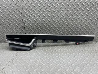 Дуйки левые TOYOTA COROLLA ZWE211 2ZR-FXE 55650-12450 1 ракурс