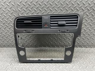 Консоль магнитофона VOLKSWAGEN GOLF 5G5 CJS 5G2819743 1 ракурс