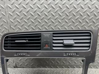 Консоль магнитофона VOLKSWAGEN GOLF 5G5 CJS 5G2819743 2 ракурс