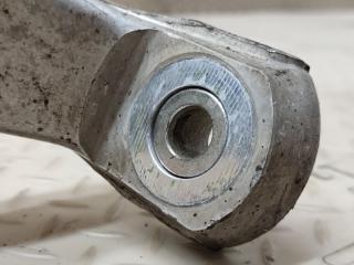 Ступица левая передняя TOYOTA CROWN GRS200 4GR-FSE 2 ракурс