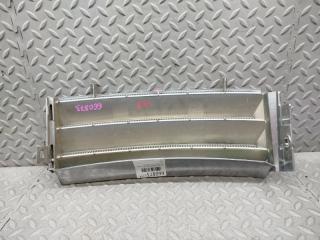 Накладка на крыло правая передняя LAND ROVER RANGE ROVER L322 448PN 3 ракурс Накладка на крыло правая передняя LAND ROVER RANGE ROVER L322 448PN 3 ракурс