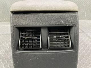 Бардачок между сиденьями CHRYSLER 300C LX EZB 1057250XDVAB 5 ракурс