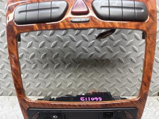 Климат-контроль MERCEDES-BENZ C-CLASS W203 M111E20 EVO (111.951) 2038300985 3 ракурс