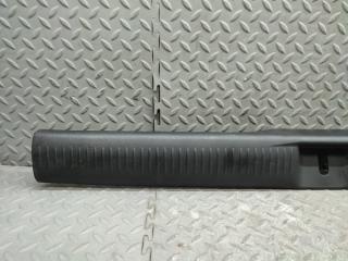 Накладка замка багажника MAZDA MPV LW3W L3 LC62688G0 2 ракурс