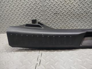 Накладка замка багажника MAZDA CX-3 DK5AW S5-DPTS D10E-6889X 2 ракурс Накладка замка багажника MAZDA CX-3 DK5AW S5-DPTS D10E-6889X 2 ракурс
