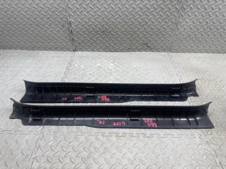 Накладка на порог передняя TOYOTA VITZ NCP131 1NZ-FE 67914-52290 4 ракурс Накладка на порог передняя TOYOTA VITZ NCP131 1NZ-FE 67914-52290 4 ракурс