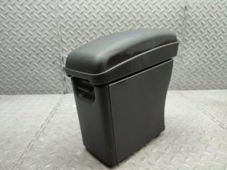 Бардачок между сиденьями TOYOTA VITZ KSP130 1KR-FE 1 ракурс