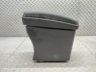 Бардачок между сиденьями TOYOTA VITZ KSP130 1KR-FE 3 ракурс