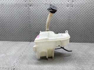 Бачок стеклоомывателя TOYOTA CROWN GRS182 3GR-FSE 060851-138 1 ракурс Бачок стеклоомывателя TOYOTA CROWN GRS182 3GR-FSE 060851-138 1 ракурс