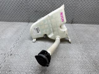 Бачок стеклоомывателя TOYOTA CROWN GRS182 3GR-FSE 060851-138 3 ракурс Бачок стеклоомывателя TOYOTA CROWN GRS182 3GR-FSE 060851-138 3 ракурс
