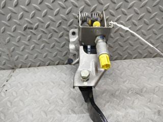 Педаль сцепления HONDA FIT GE6 L13A 2 ракурс
