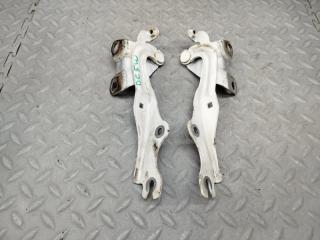 Петля капота MAZDA VERISA DC5W 2 ракурс