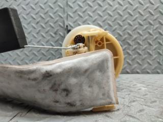 Топливный насос NISSAN CUBE Z12 HR15DE 77704-52110 4 ракурс Топливный насос NISSAN CUBE Z12 HR15DE 77704-52110 4 ракурс