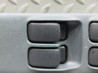 Блок упр. стеклоподьемниками правый передний MITSUBISHI DION CR9W 4G63 GDI MR551244 4 ракурс
