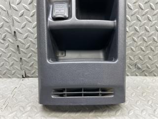 Консоль между сидений HONDA CR-V RE3 K24A VTEC 77290-SWA-A010 3 ракурс Консоль между сидений HONDA CR-V RE3 K24A VTEC 77290-SWA-A010 3 ракурс