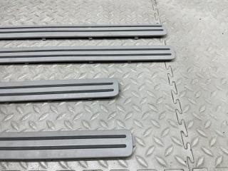 Накладка на порог PORSCHE CAYENNE 9PA, 957 M55.01 7L0853656 3 ракурс