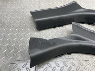 Накладка на порог HONDA FIT GK3 L13B VTEC 84251-T5A-003-20 3 ракурс Накладка на порог HONDA FIT GK3 L13B VTEC 84251-T5A-003-20 3 ракурс