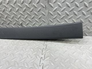 Обшивка двери багажника правая AUDI Q7 4L BHK 4L0867606 4 ракурс