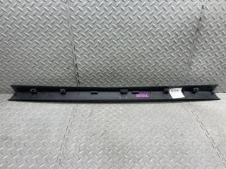 Обшивка двери багажника правая AUDI Q7 4L BHK 4L0867606 5 ракурс