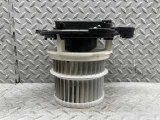 Мотор печки TOYOTA COROLLA ZWE211 2ZR-FXE 2 ракурс