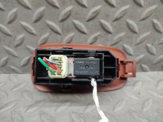 Блок упр. стеклоподьемниками правый задний TOYOTA ALTEZZA SXE10 3S-GE BEAMS 2 ракурс