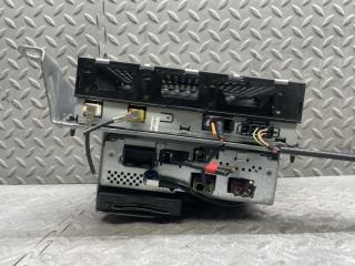 Магнитофон AUDI Q7 4L BHK 4E0035541R, 4F0919148 1 ракурс Магнитофон AUDI Q7 4L BHK 4E0035541R, 4F0919148 1 ракурс