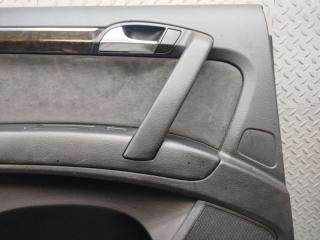 Обшивка дверей левая задняя AUDI Q7 4L BHK 4L0867305B 3 ракурс