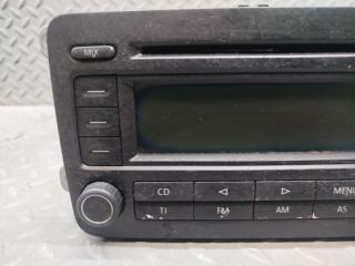 Магнитофон VOLKSWAGEN GOLF 1K 1K0035182B 2 ракурс