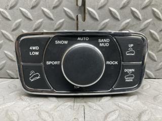 Блок управления подвеской JEEP GRAND CHEROKEE WK2 ERB P56046233AD 1 ракурс