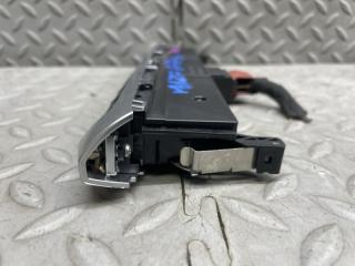 Кнопка AUDI A3 8VS CXS 5JT10026767 4 ракурс Кнопка AUDI A3 8VS CXS 5JT10026767 4 ракурс