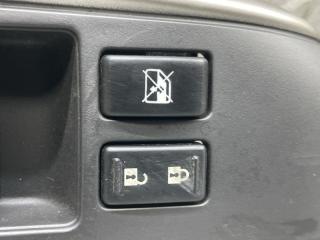 Блок упр. стеклоподьемниками правый передний NISSAN NOTE E12 HR12DDR 80960 3VA1A 5 ракурс