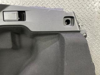 Обшивка багажника левая задняя TOYOTA COROLLA ZWE211 2ZR-FXE 64740-12490 5 ракурс