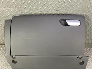 Бардачок пассажирский AUDI A3 8VS CXS 8V2857035C 2 ракурс