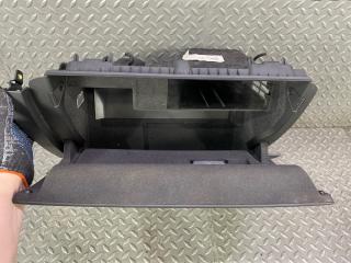 Бардачок пассажирский AUDI A3 8VS CXS 8V2857035C 5 ракурс