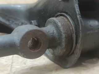 Рычаг правый передний MAZDA BONGO SK82M F8 4 ракурс