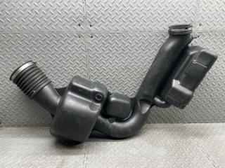 Патрубок воздушн.фильтра JEEP GRAND CHEROKEE WK2 ERB 68022170AD 2 ракурс