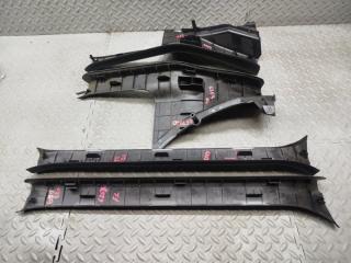 Накладка на порог SUBARU LEVORG VM4 FB16ESZH9A 94060FJ050 2 ракурс Накладка на порог SUBARU LEVORG VM4 FB16ESZH9A 94060FJ050 2 ракурс
