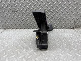 Педаль подачи топлива BMW I3 I01 W20K06A 3542-6853176 3 ракурс Педаль подачи топлива BMW I3 I01 W20K06A 3542-6853176 3 ракурс